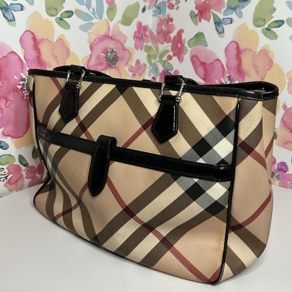 💯Authentic  BURBERRY HAYMARKET CHECK TOTE BAG LEATHER  HANDBAGS WOMEN🍀 - Picture 14 of 17
